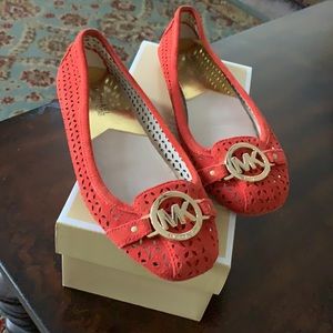 Michael Kors, Size 7M, color Mandarin